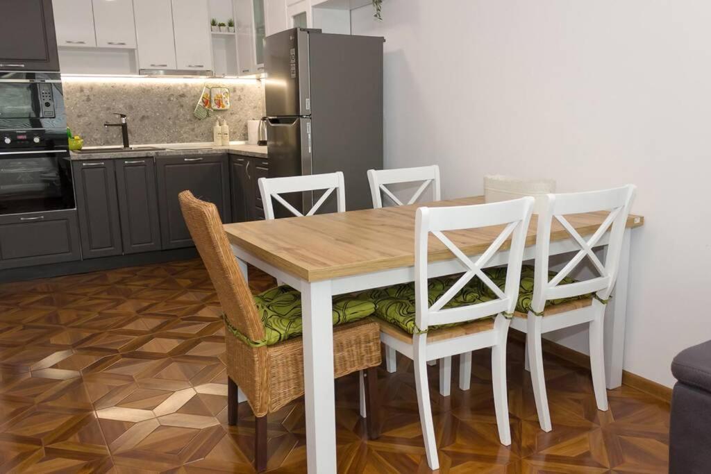 Perfect Summer Vacation Rental - One-Bedroom Flat By Flat Mаnager Топола Экстерьер фото